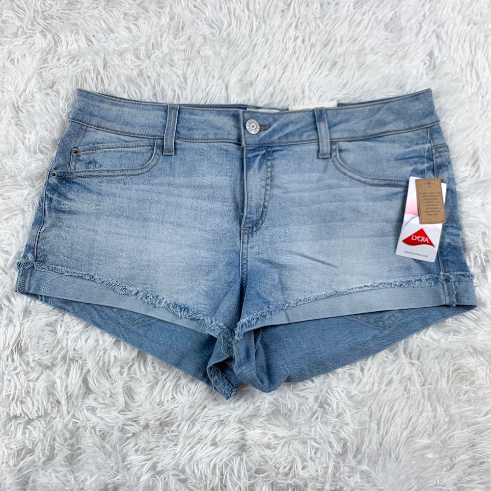 Mudd FLX Stretch Light Wash Shorts